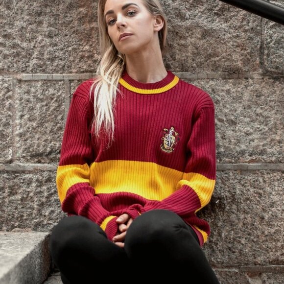 Harry Potter Gryffindor Quidditch Sweater, Original Licensed Pullover, S NWT - Picture 1 of 6